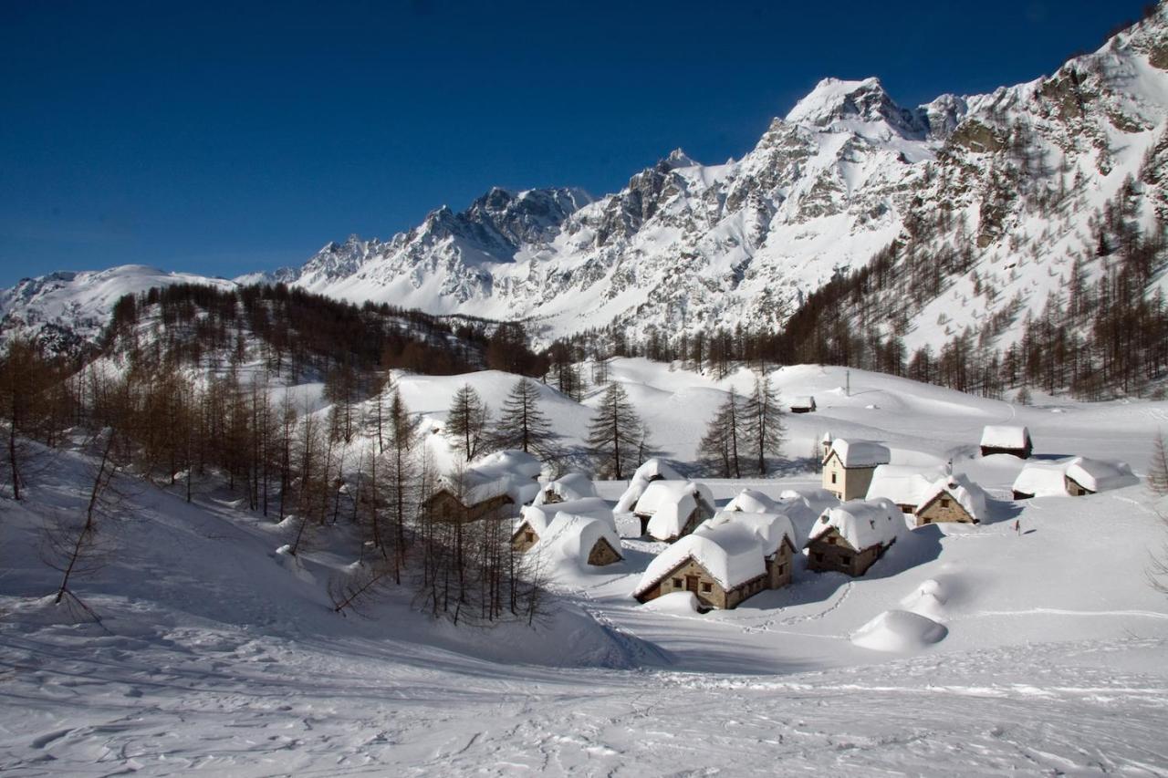 B&B Dolce Casa Con Sauna E Cromoterapia Domodossola Kültér fotó